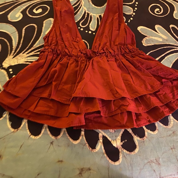 Zara Red V-Neck Ruffled Top - Picture 2 of 3